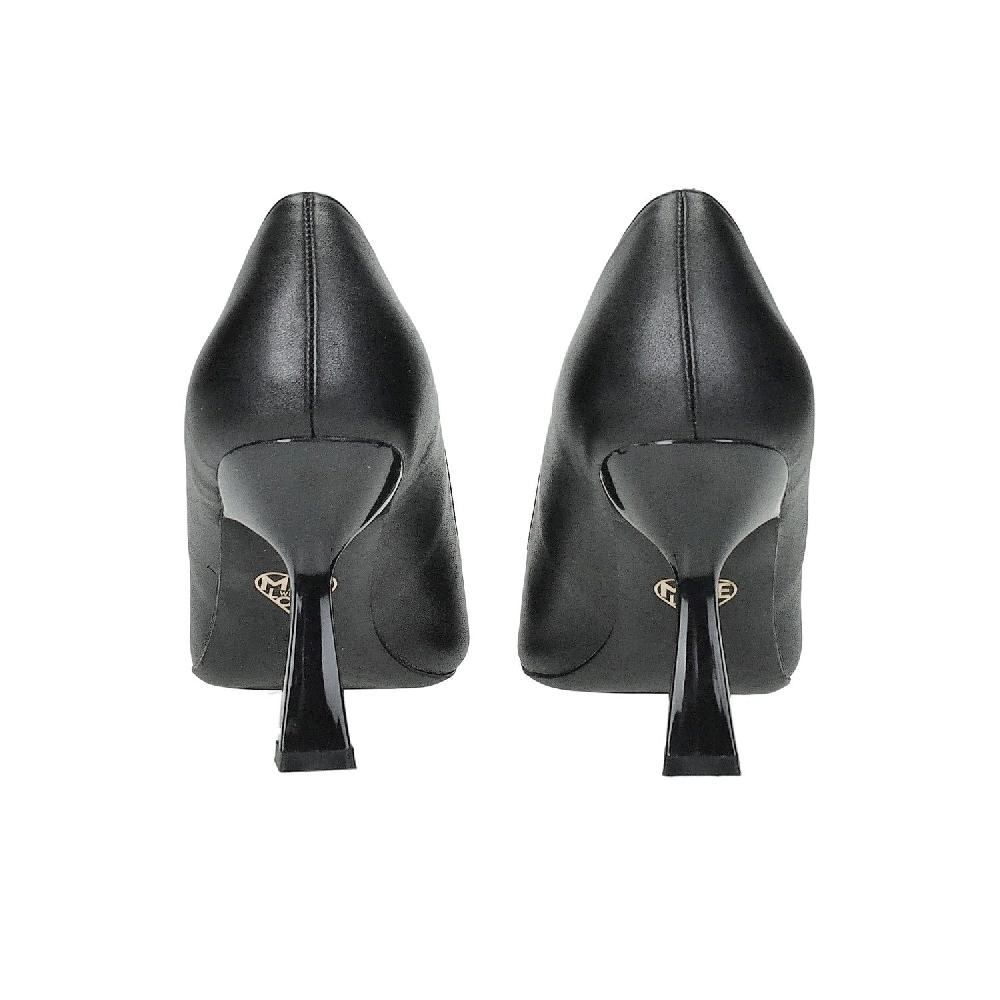 Tata Italia Décolleté Con Tacco A Rocchetto. Tacco Alto 9cm