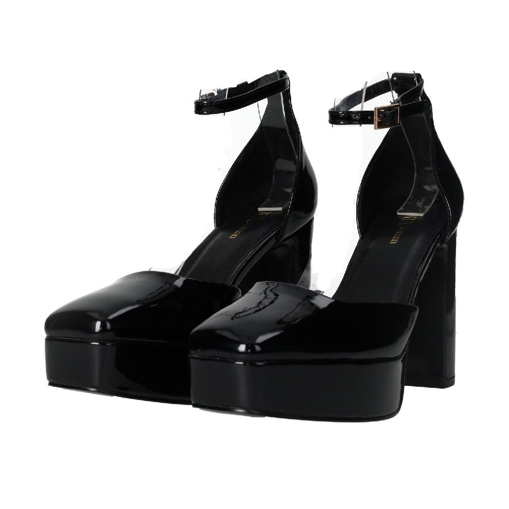 Tata Italia Décolleté In Vernice Con Cinturino. Tacco Alto 10.5 Cm