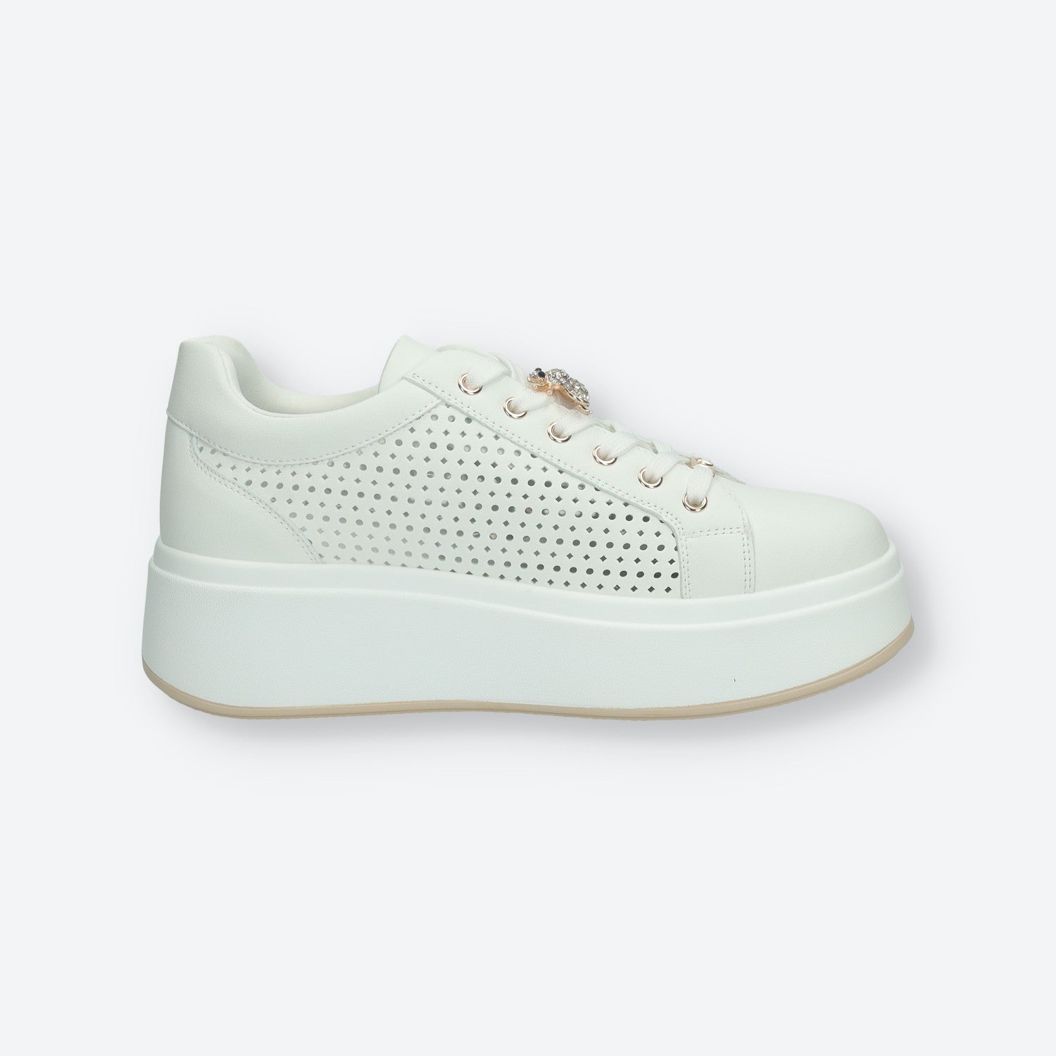 Tata Italia Sneakers con dettaglio.Tacco alto 4 cm