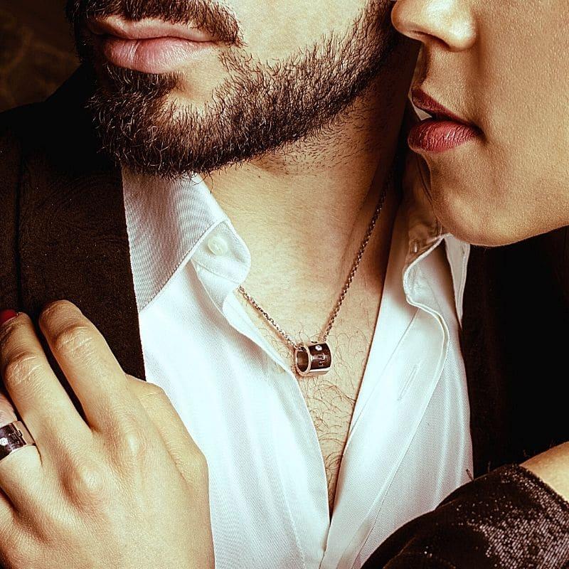 Thais Bernardes Collana Con Ciondolo Barilotto IO TU