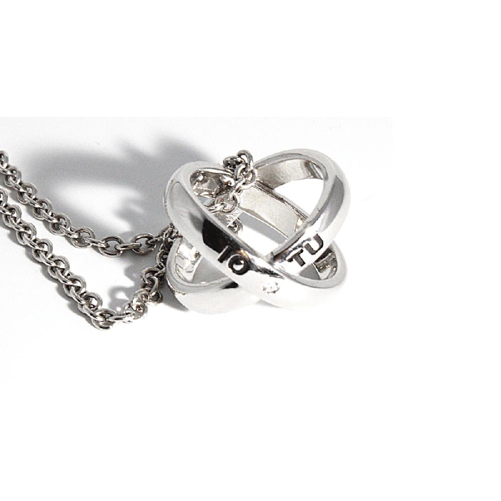 Thais Bernardes Collana con Ciondolo IO TU