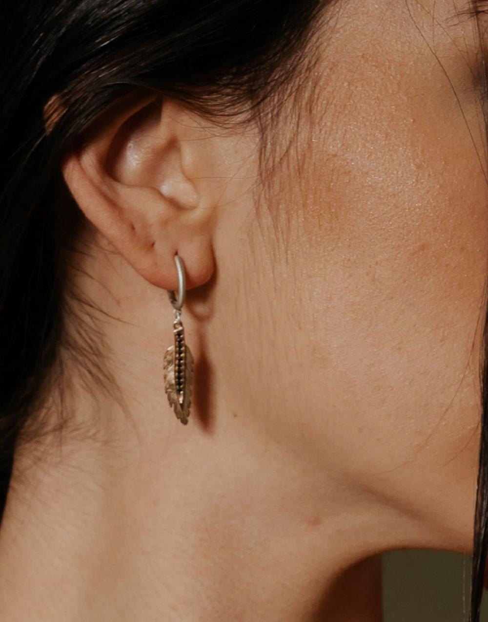 Thais Bernardes Orecchini Piume Amazzonica