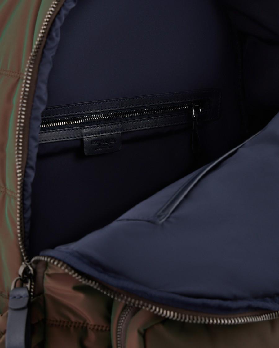 The World Of Armani GIORGIO ARMANI NEVE ZAINO IN NYLON CANGIANTE E PELLE