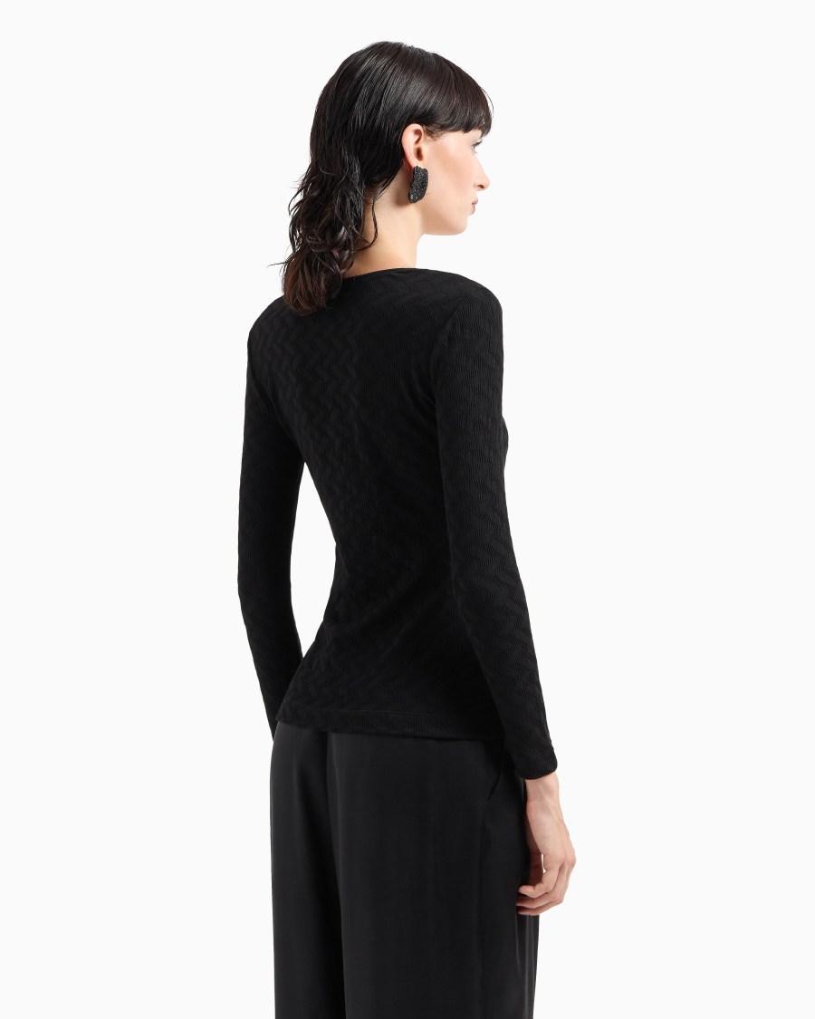 The World Of Armani MAGLIA GIROCOLLO IN JERSEY DI VISCOSA E CASHMERE JACQUARD ASV