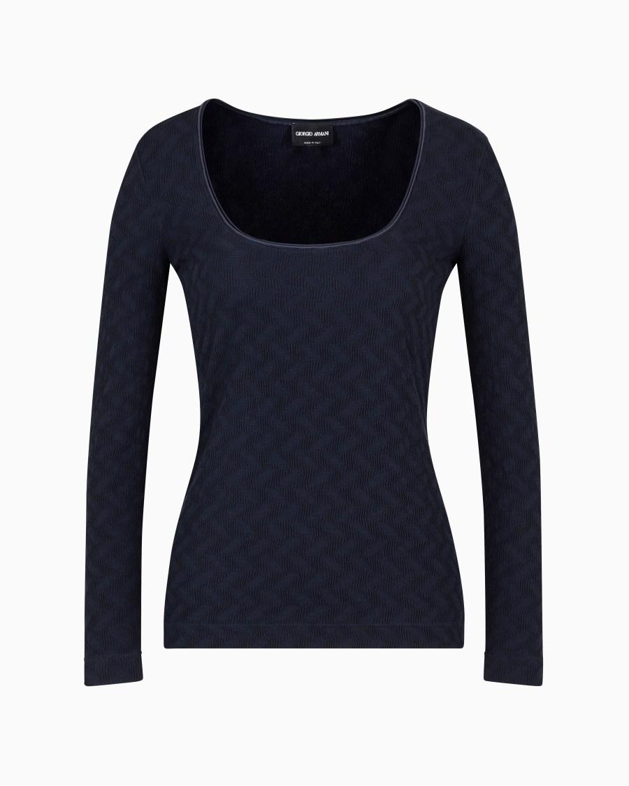 The world of armani MAGLIA GIROCOLLO IN JERSEY DI VISCOSA E CASHMERE JACQUARD ASV