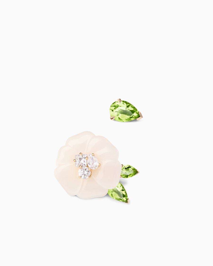 The World Of Armani ORECCHINI BLANCHE IN ORO 18 KT AGATA BIANCA DIAMANTI E PERIDOTO