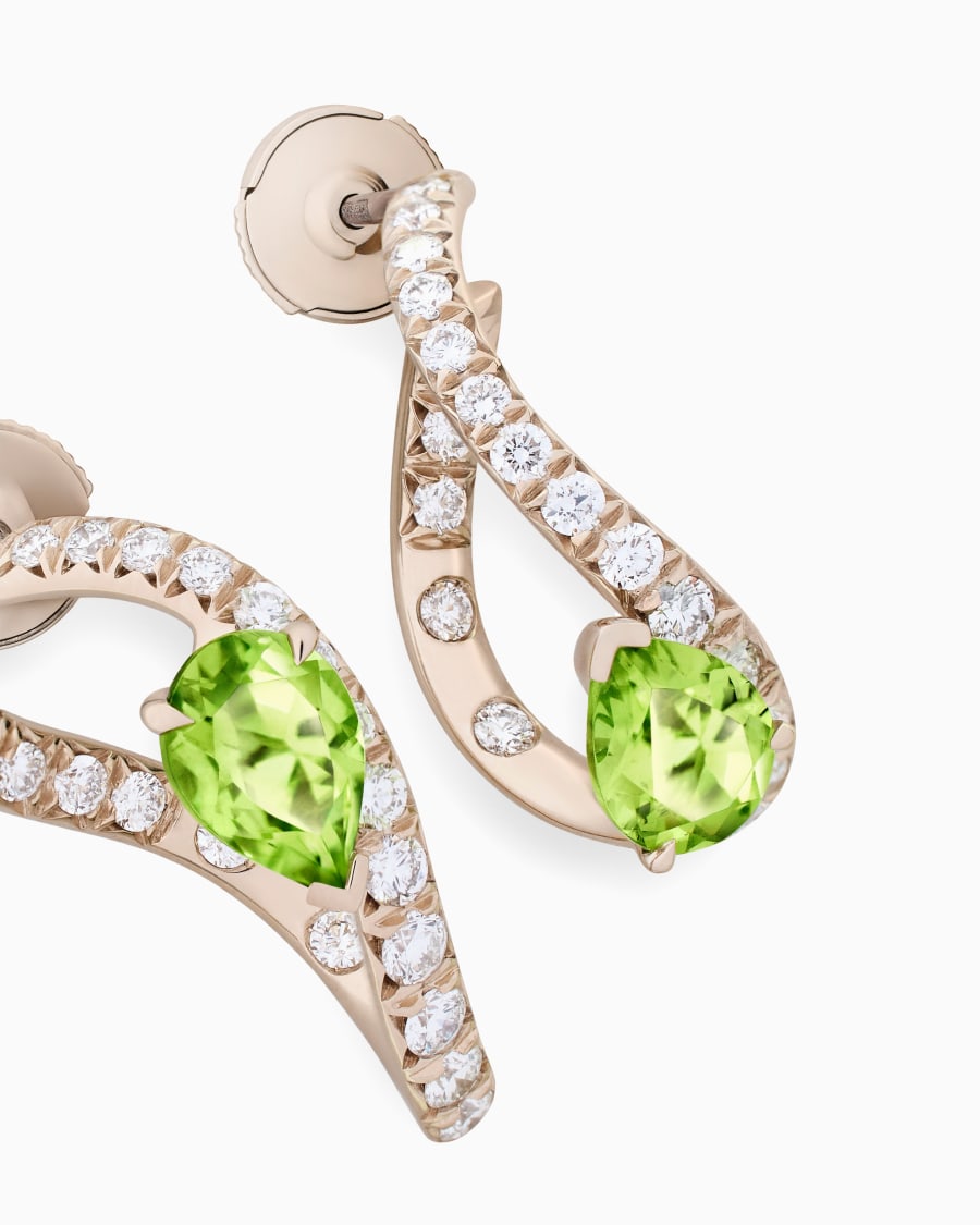 The World Of Armani ORECCHINI BLANCHE IN ORO 18 KT DIAMANTI E PERIDOTO