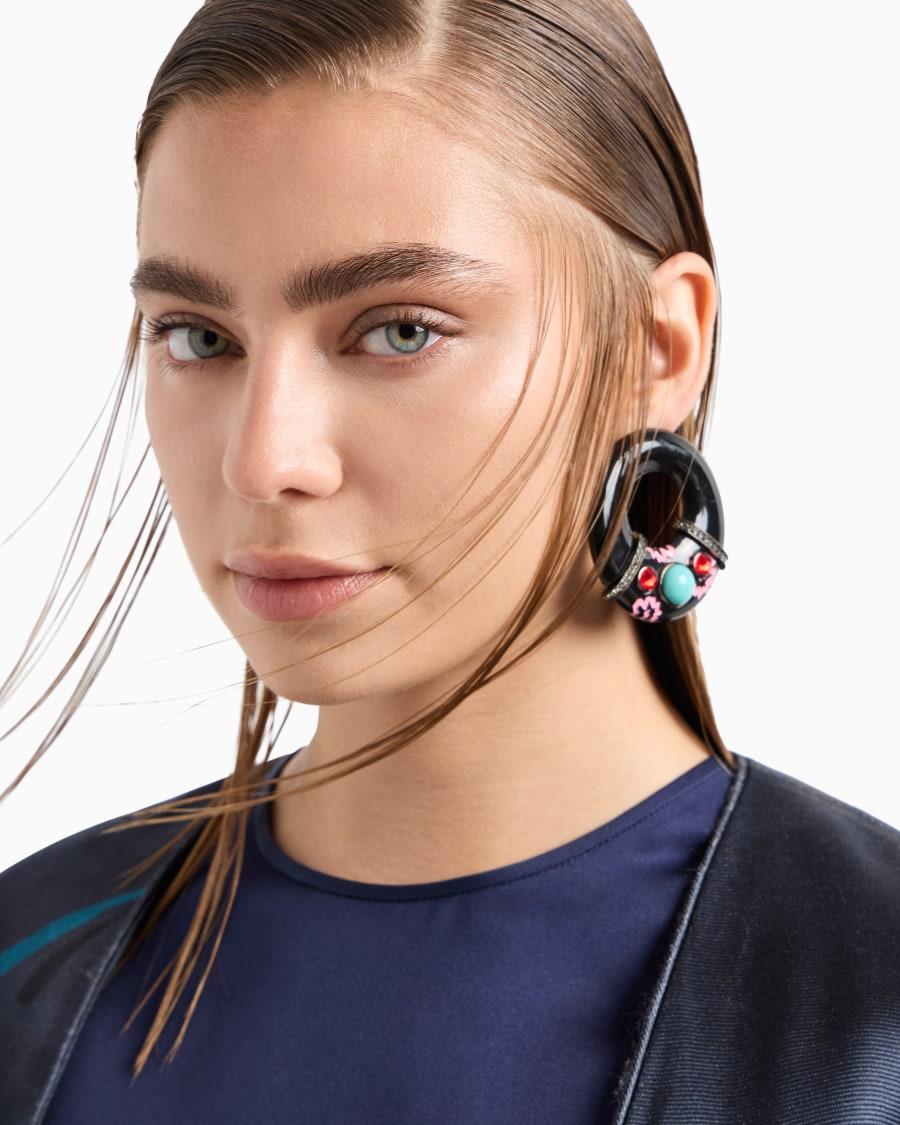 The World Of Armani ORECCHINI TONDI IN RESINA E CRISTALLI