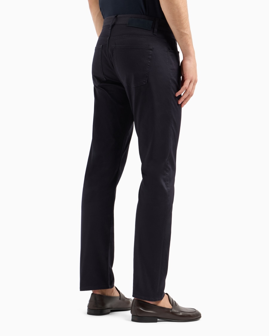 The World Of Armani PANTALONE 5 TASCHE REGULAR FIT IN COTONE STRETCH