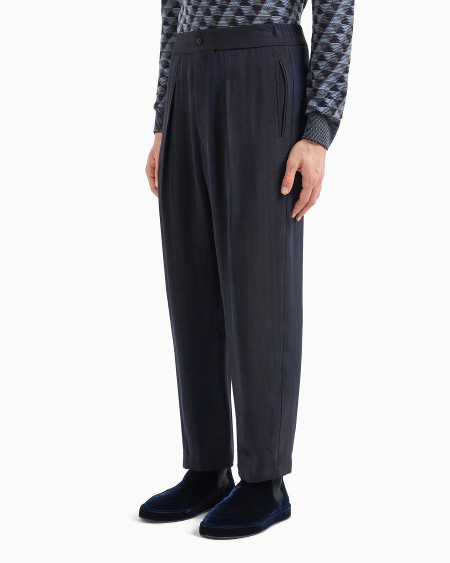 The World Of Armani PANTALONI A UNA PINCE IN VISCOSA CHEVRON