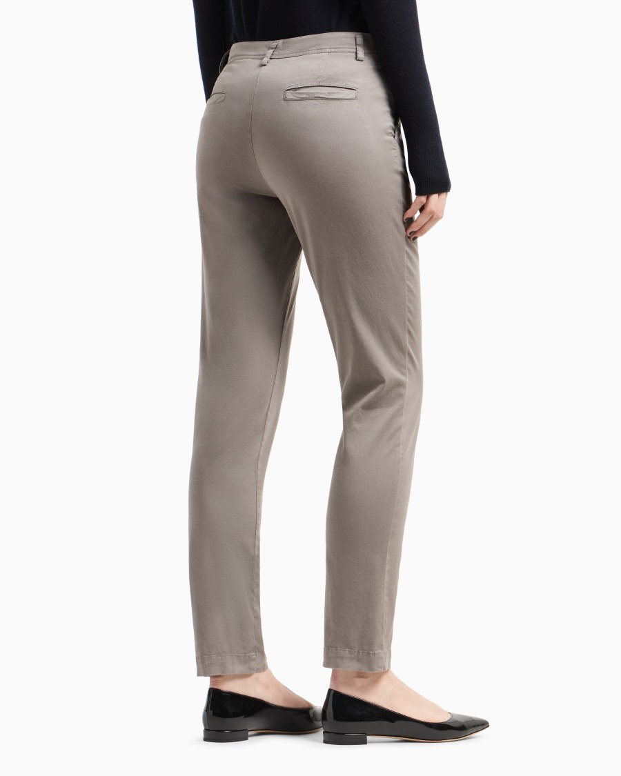 The World Of Armani PANTALONI CHINO IN COTONE STRETCH