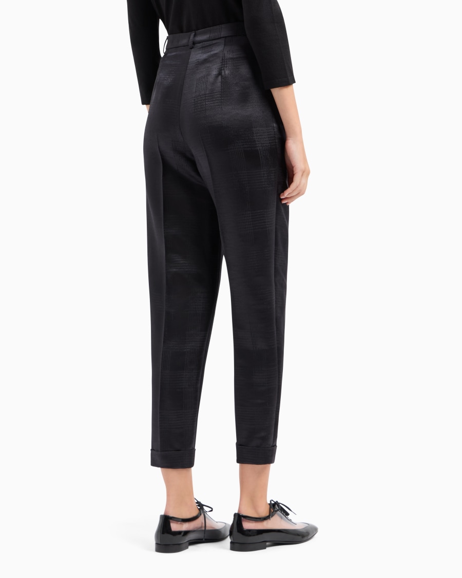 The World Of Armani PANTALONI DRITTI A UNA PINCE IN LANA FLUIDA CON MOTIVO PRINCIPE DI GALLES