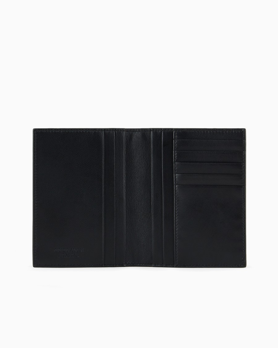 The World Of Armani PORTA PASSAPORTO BIFOLD IN PELLE CON LOGO RICAMATO