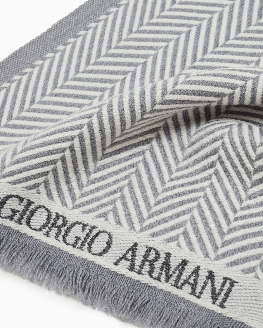 The World Of Armani SCIARPA IN LANA JACQUARD CHEVRON