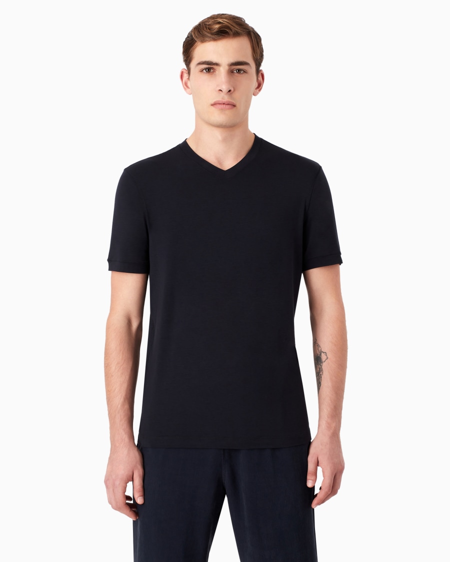 The World Of Armani T-SHIRT CON SCOLLO A V ICON IN JERSEY DI VISCOSA STRETCH
