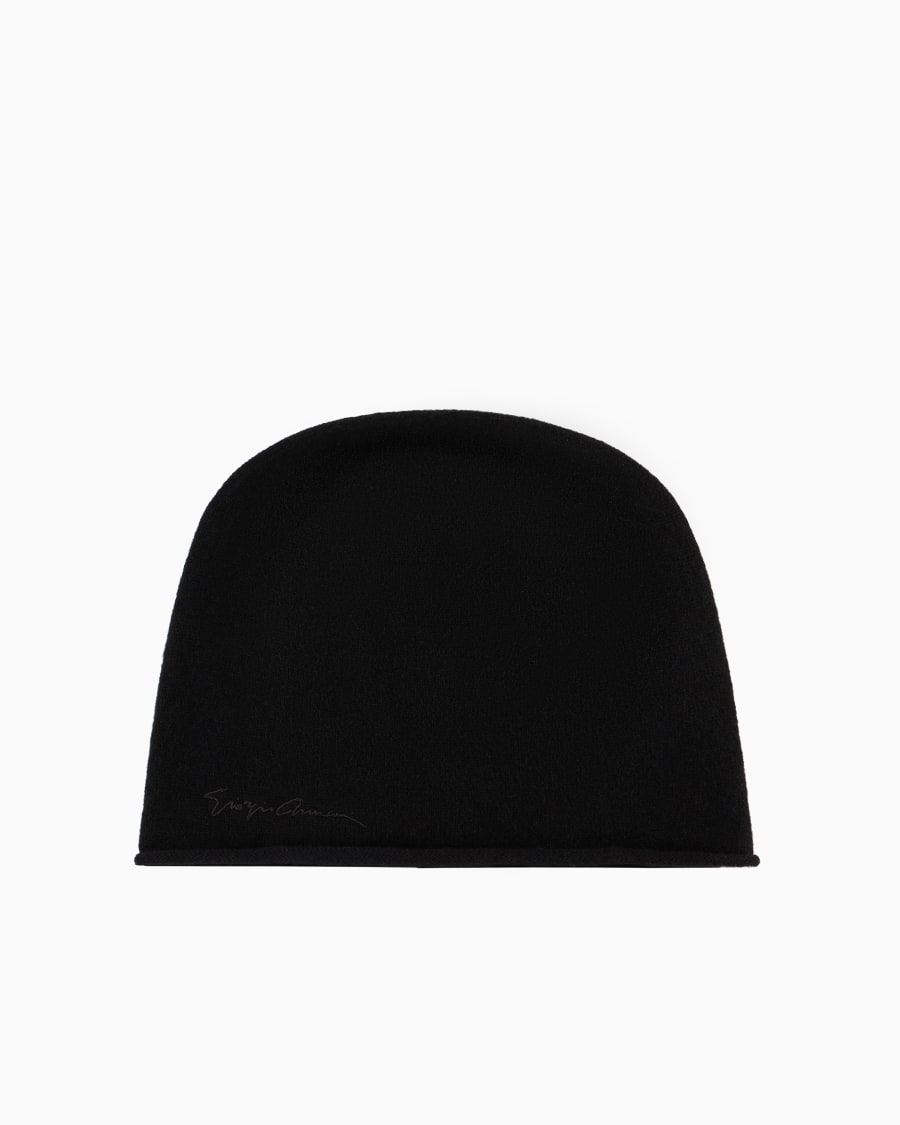 The world of armani BEANIE IN CASHMERE