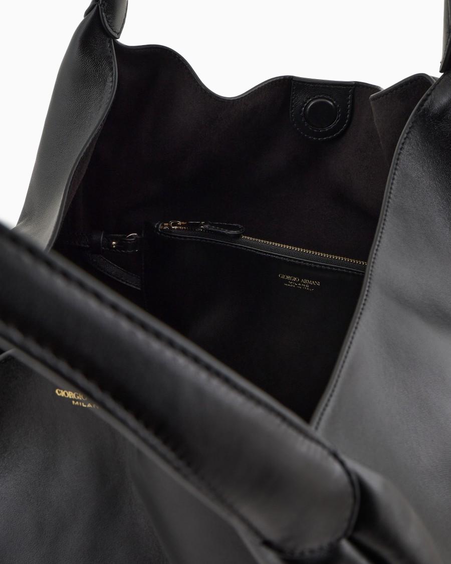 The World Of Armani HOBO BAG GRANDE IN NAPPA