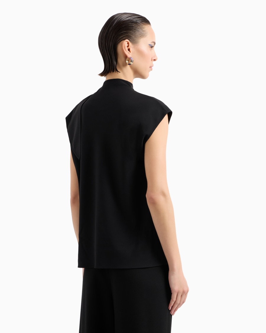 The World Of Armani TOP