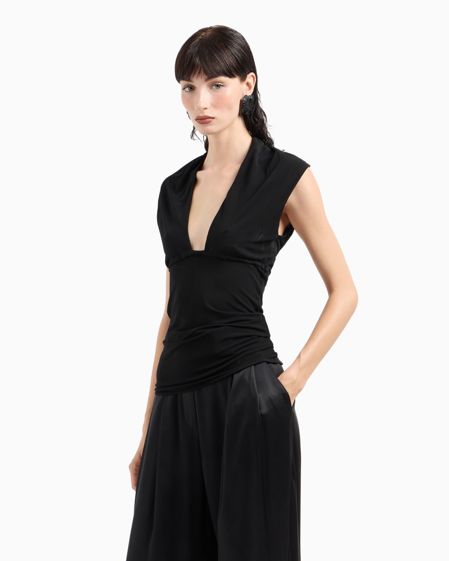 The World Of Armani TOP A MANICHE CORTE IN JERSEY DI VISCOSA CREPE ASV