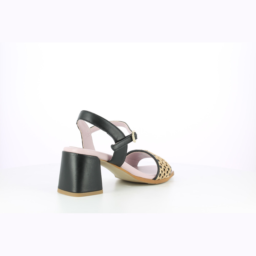 The Flexx FRANCESCA-NAPPA/CANASTA