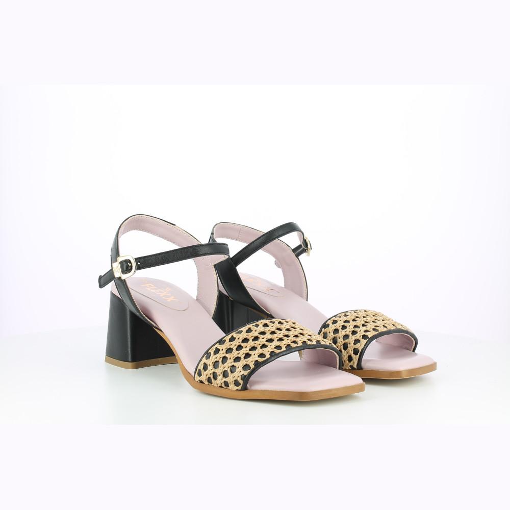 The Flexx FRANCESCA-NAPPA/CANASTA