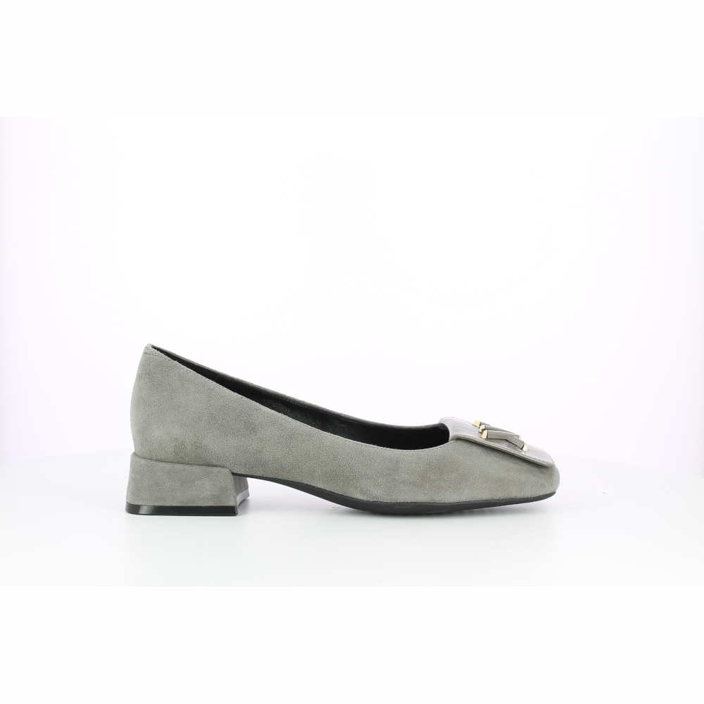 The Flexx LAVONNE-CAMOSCIO/NAPLACK