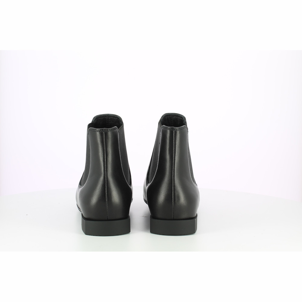 The Flexx RHONDA-NAPPA