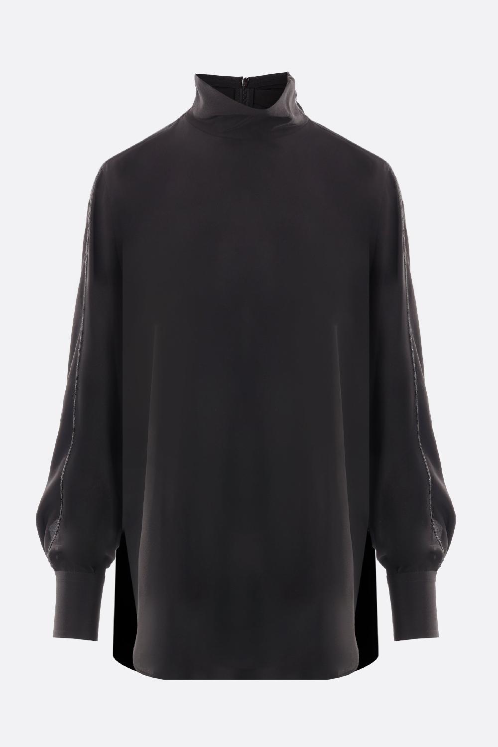 BRUNELLO CUCINELLI blusa in crepe de chine con monile