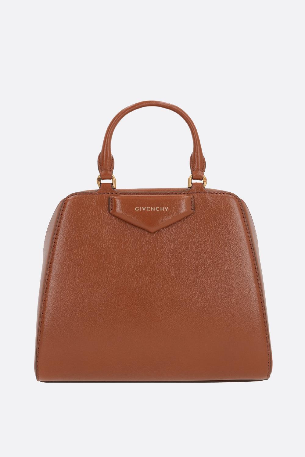 GIVENCHY borsa a mano Antigona Cube mini in pelle martellata