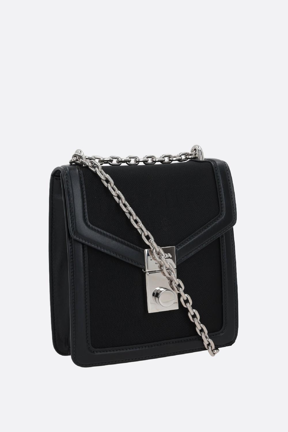 PRADA Borsa A Tracolla Small In Nylon E Pelle Liscia Con Logo