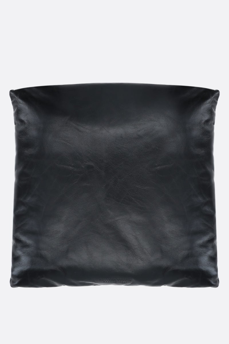 BOTTEGA VENETA clutch Pillow in nappa imbottita
