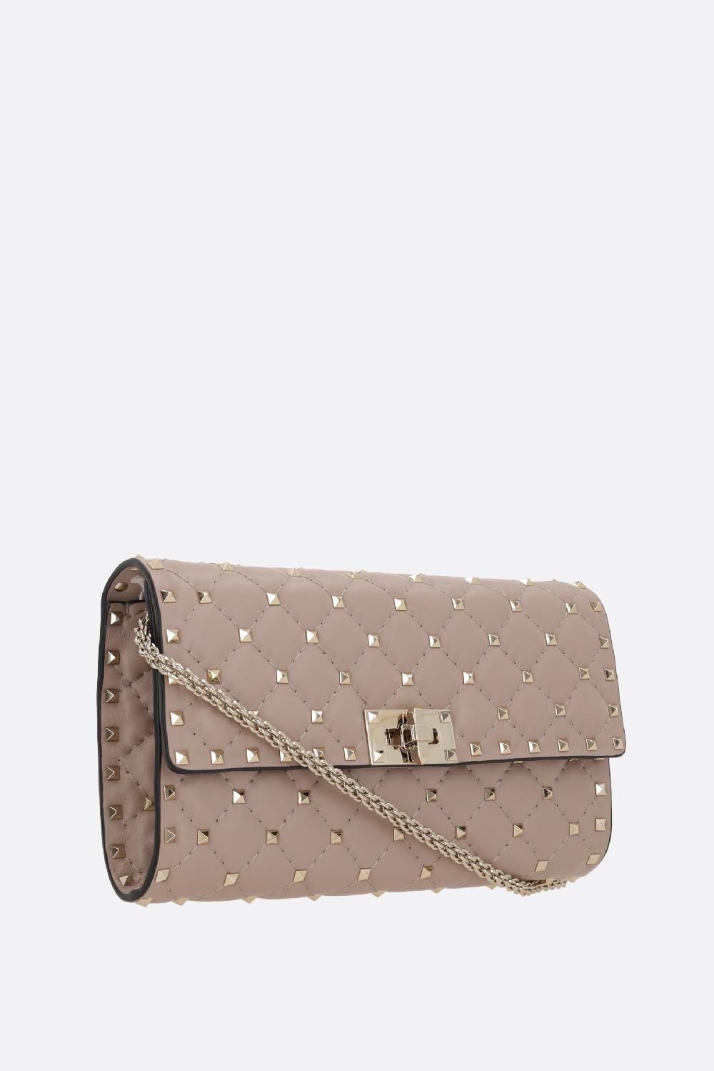 VALENTINO GARAVANI Clutch Con Catena Rockstud Spike In Nappa Matelassé