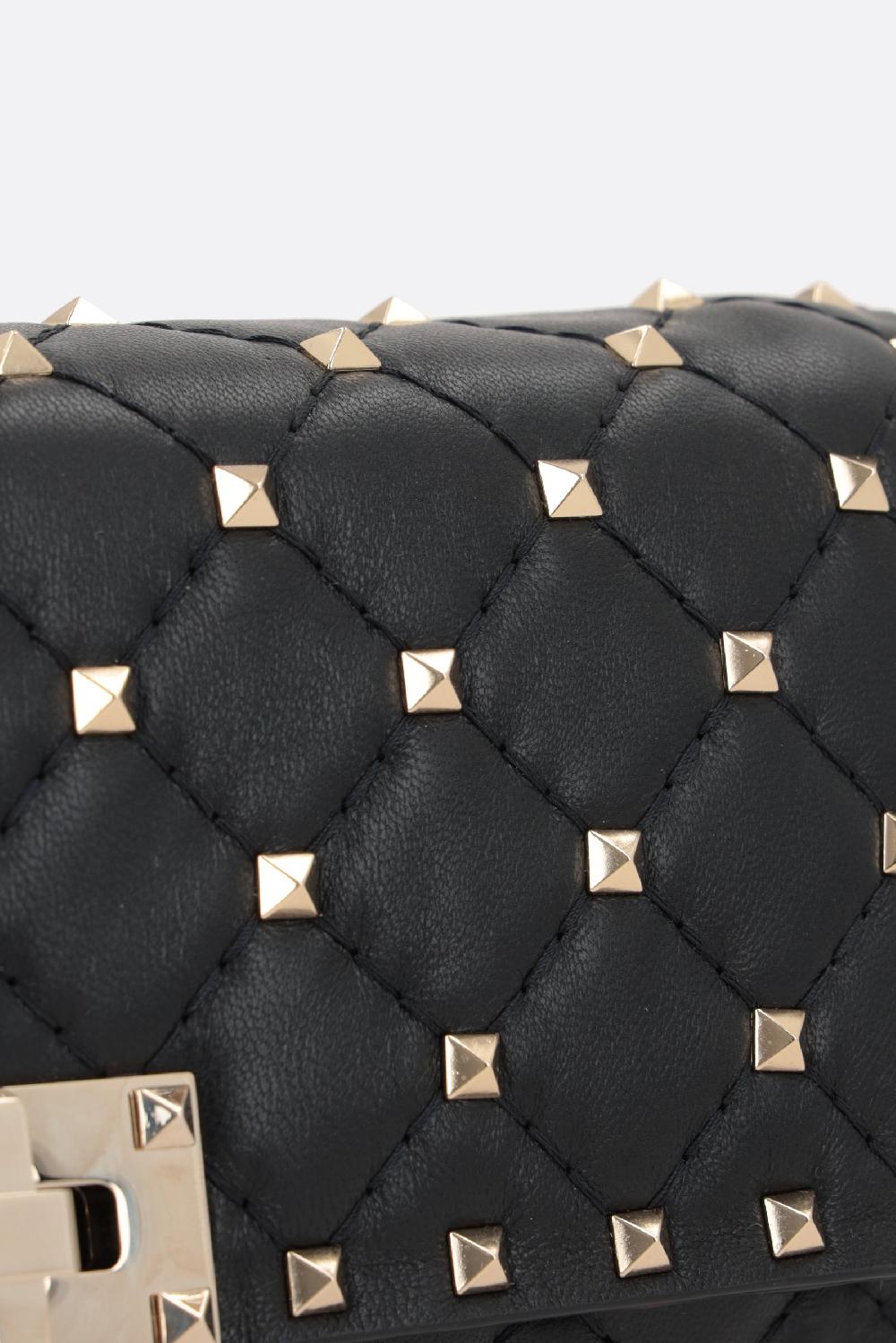 VALENTINO GARAVANI Clutch Con Catena Rockstud Spike In Nappa Matelassé