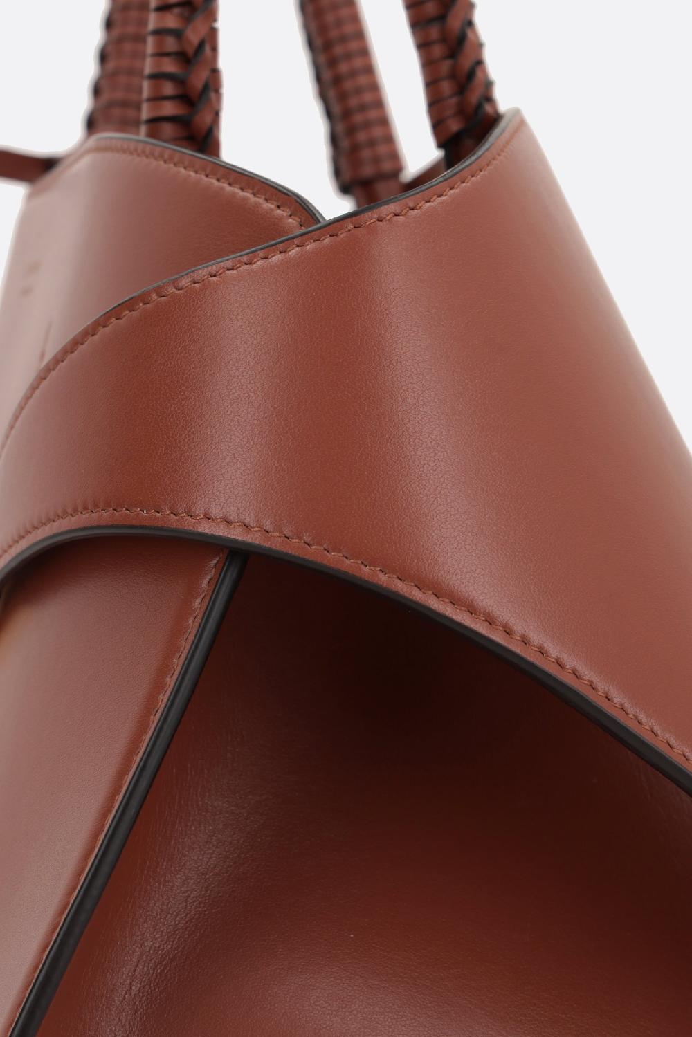 FERRAGAMO Borsa A Mano Hug Small In Pelle Liscia