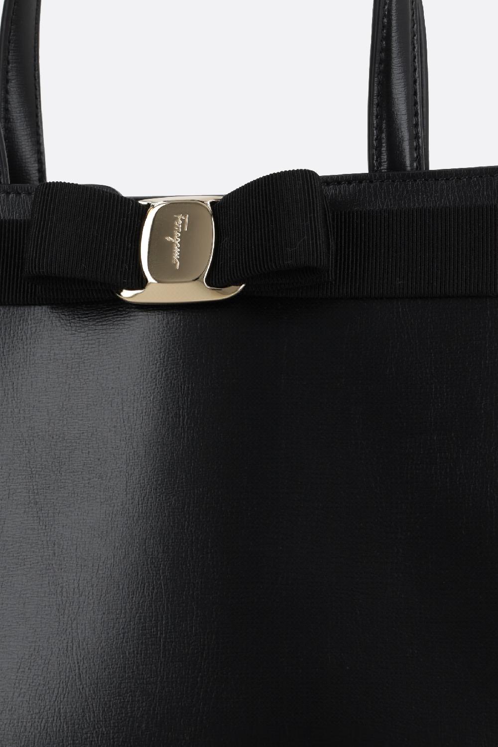 FERRAGAMO Borsa Tote Vara In Pelle Liscia