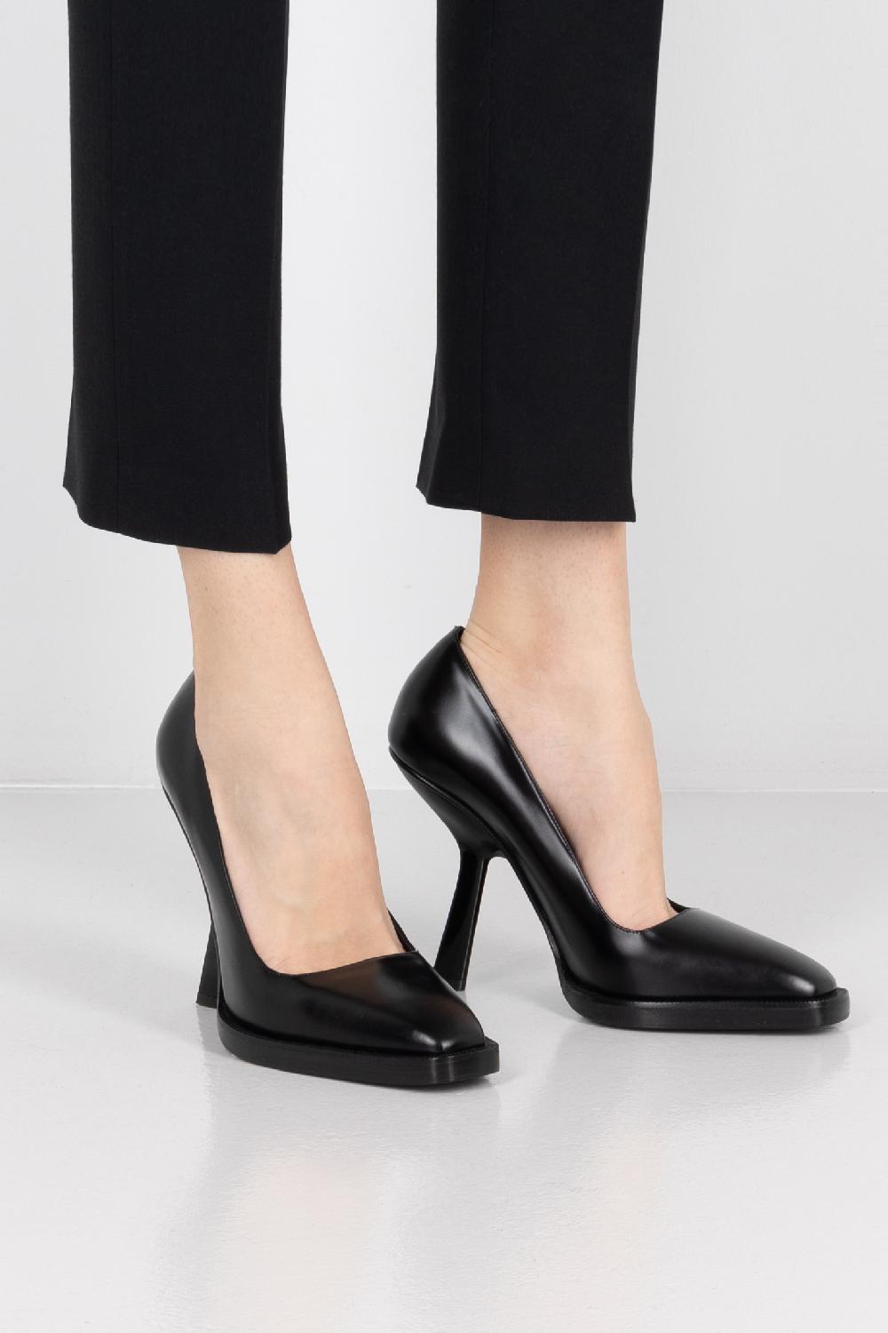 FERRAGAMO Dècolleté Anser In Pelle Liscia