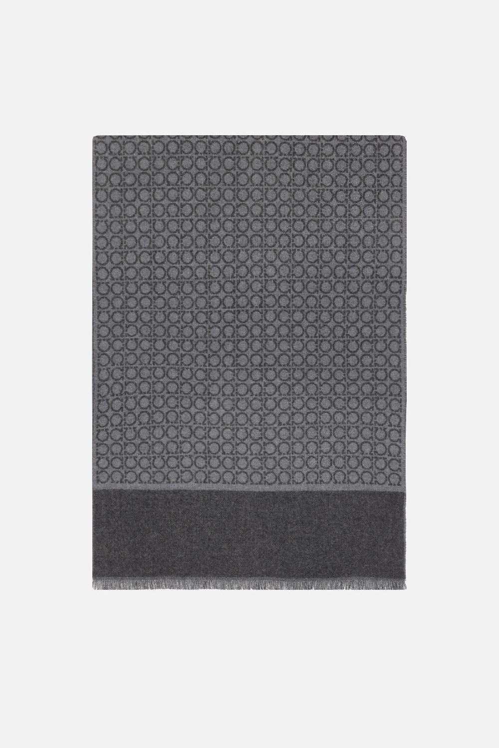 FERRAGAMO sciarpa Gancini in lana