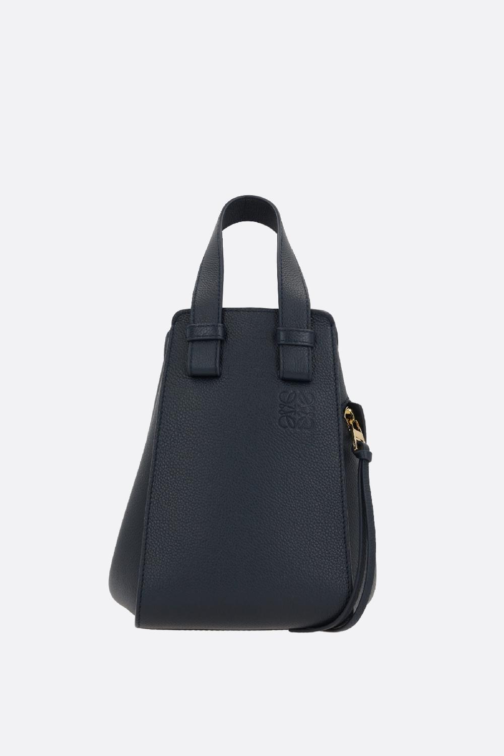 LOEWE borsa compatta Hammock in pelle martellata