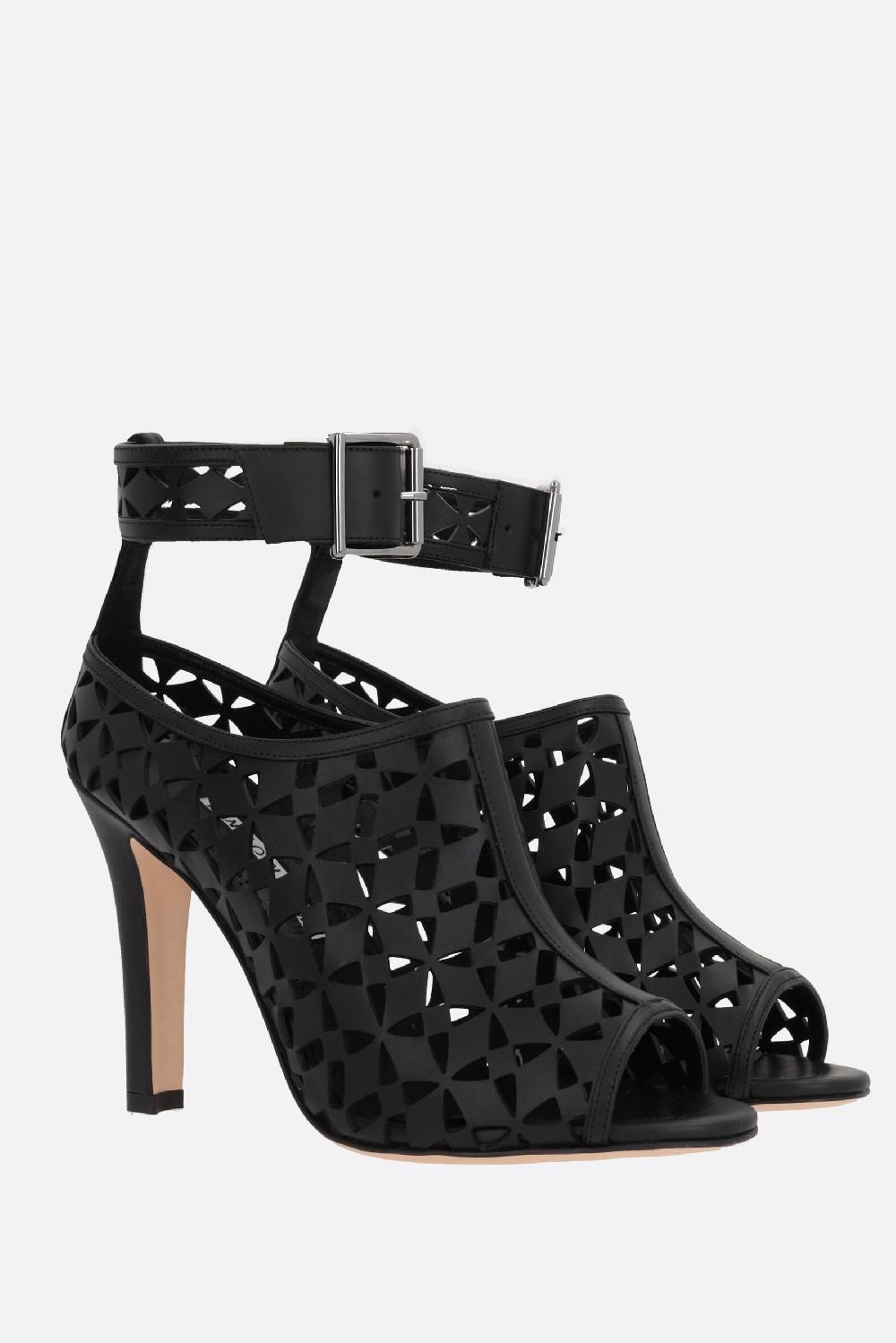 MANOLO BLAHNIK Sandalo Tingah In Pelle Laserata