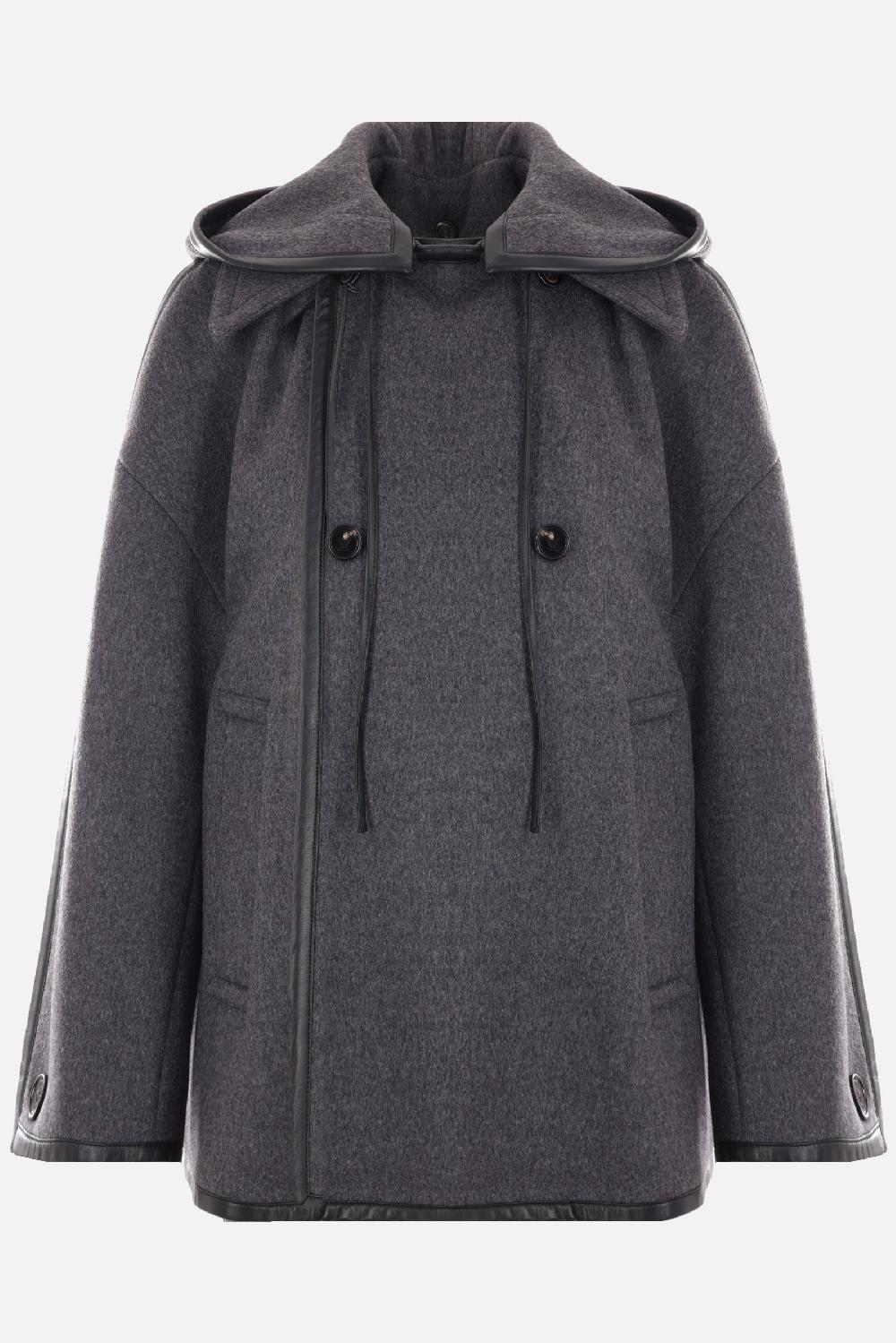 BOTTEGA VENETA mantella in lana con profili in nappa