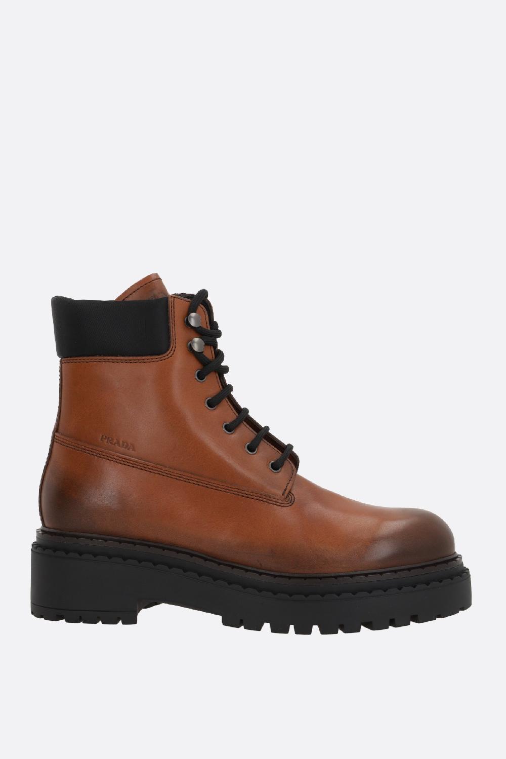 PRADA anfibio in pelle vintage e Re-Nylon