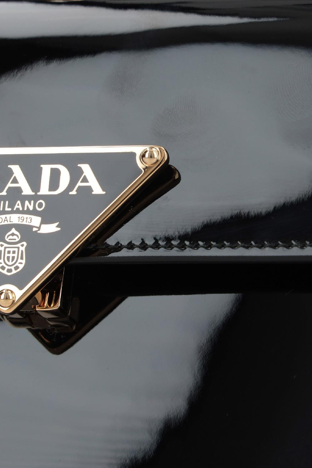 PRADA Borsa A Spalla In Vernice