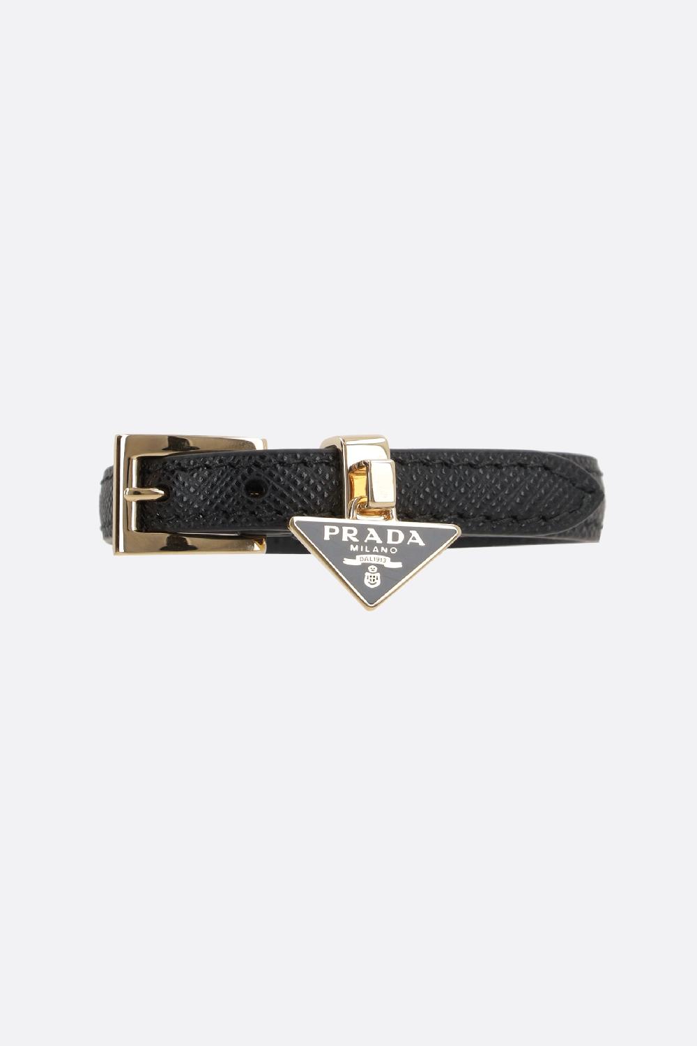 PRADA bracciale in pelle Saffiano con logo