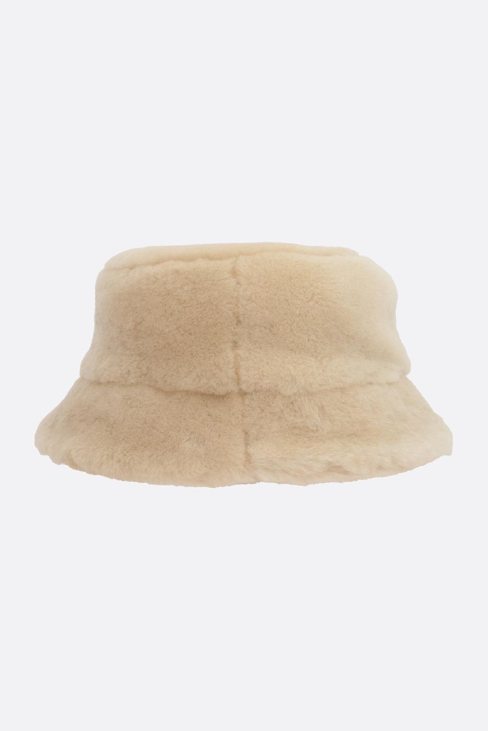 PRADA Cloche In Shearling Con Logo
