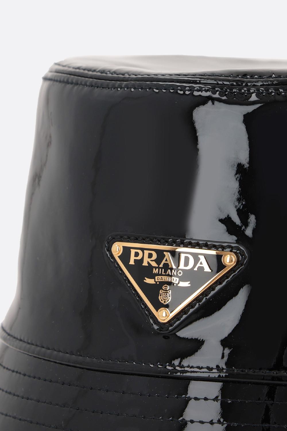 PRADA Cloche In Vernice Con Logo