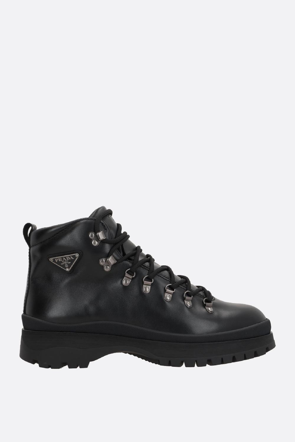 PRADA stivaletto hiking in pelle liscia