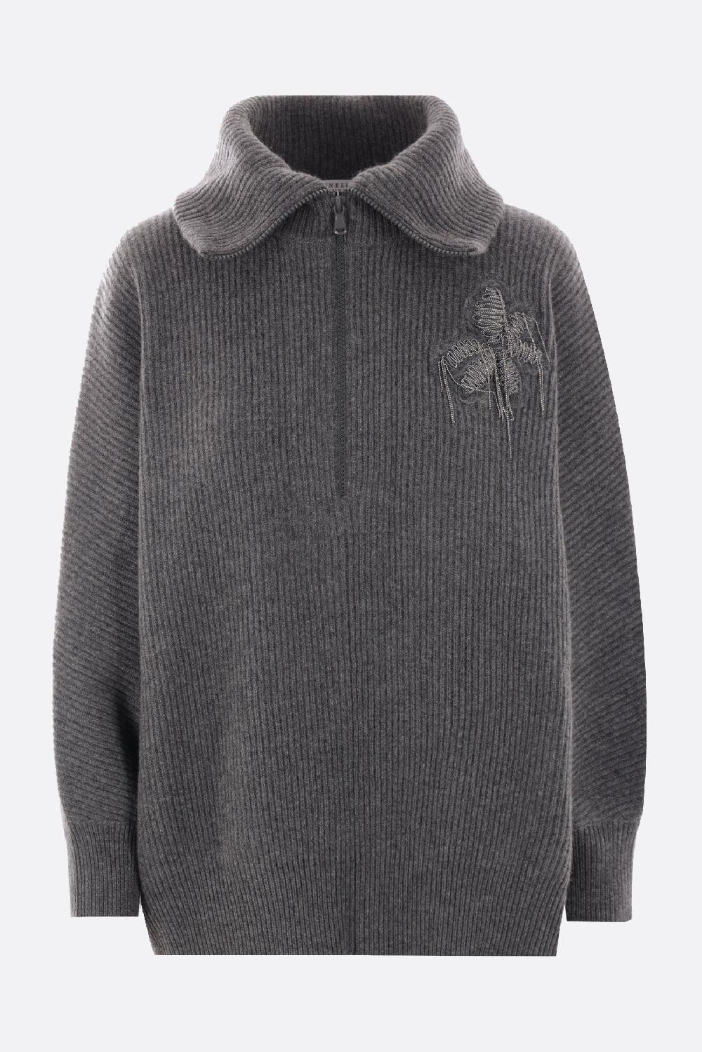 BRUNELLO CUCINELLI pullover half-zip in cashmere con Precious Flower Crest