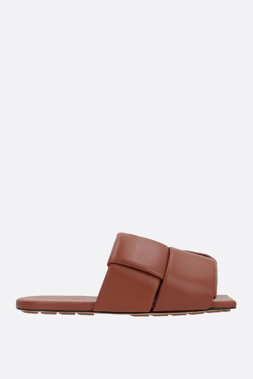 BOTTEGA VENETA sandalo slide Patch in Maxi Intrecciato nappa imbottito