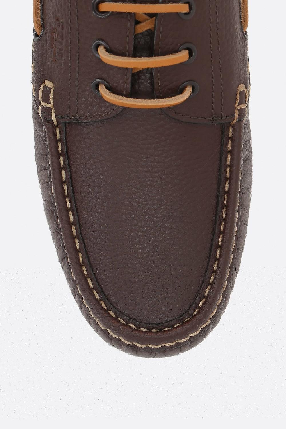 FENDI Scarpa Da Barca Fendi Deck In Pelle Martellata