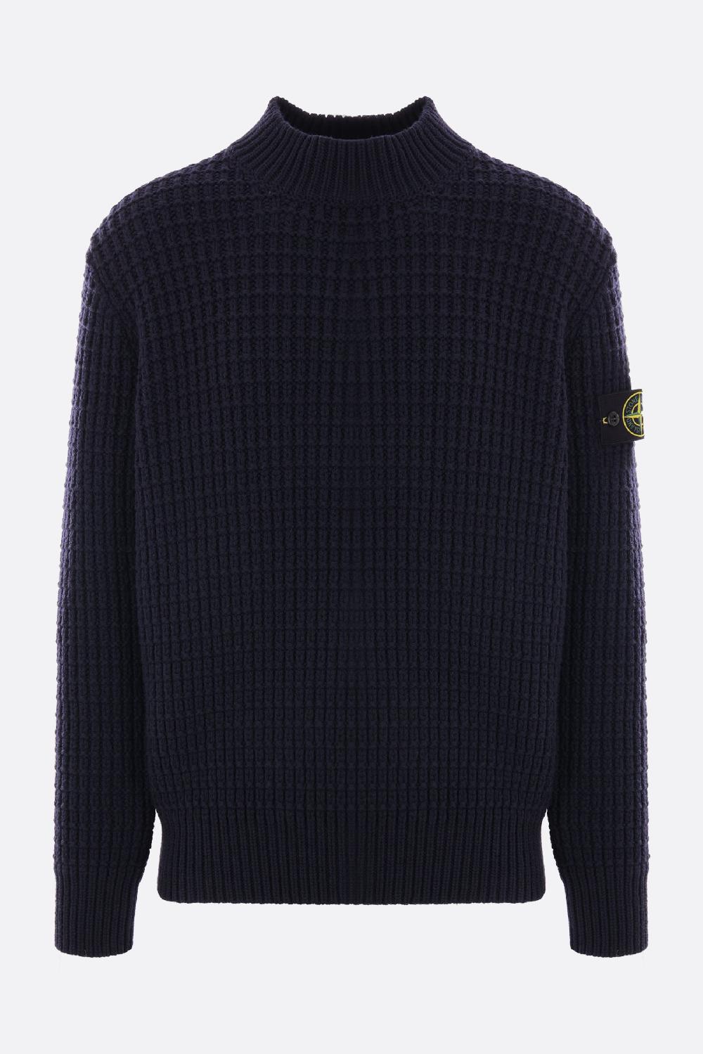 STONE ISLAND pullover in lana con badge logo